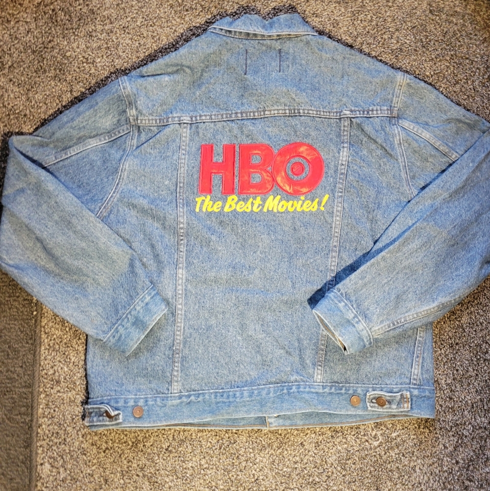 Rare Vintage HBO Denim Jacket mens xl w/Red/Yellow Logo